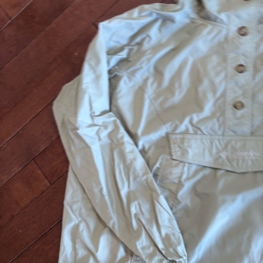 Columbia Women’s Pullover Beige Hooded Windbreaker - Picture 5 of 9